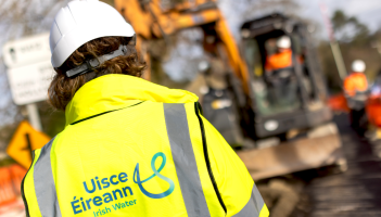 Uisce &Eacute;ireann crews repairing burst water main supplying Gortahork and Falcarragh