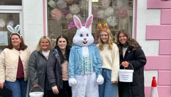 Donegal baker raises &euro;1,725 for youth counselling service