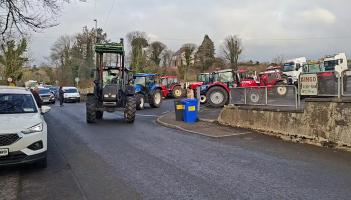 Watch: Charity tractor and lorry run takes to the road in Ballintra