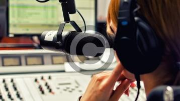 Irish language programming is seen as a risk for commercial radio - report finds