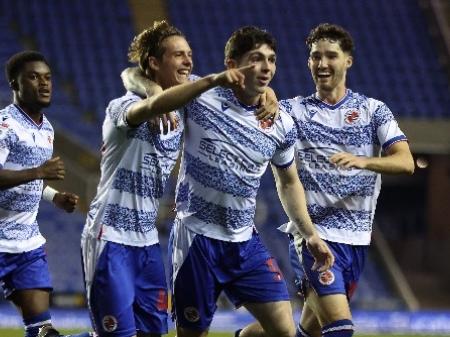 First league start for Sean Patton as Reading move into the play-offs