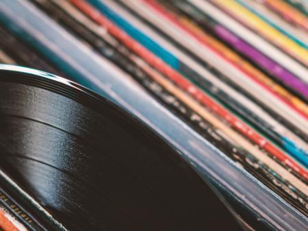 Vinyl and CD market coming to Letterkenny Community Centre