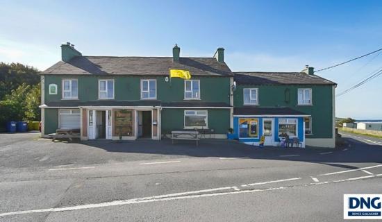 Coastal Narin pub and B&B hotel near blue-flag beach listed for sale