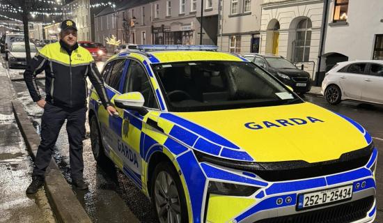 Delight as Glenties welcomes first Garda car in more than a decade