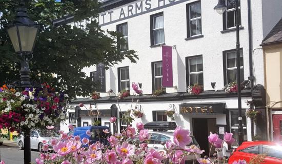 Ardara's Nesbitt Arms to reopen as part of the McCafferty's family