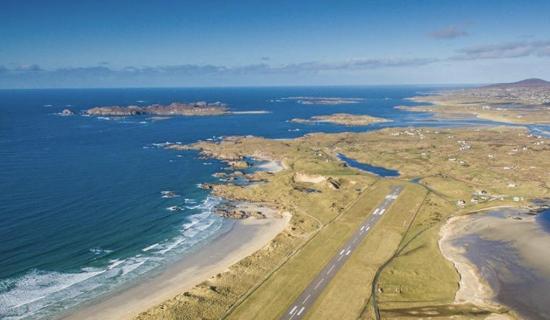 Department of Transport &lsquo;want to resolve issue&rsquo; of Donegal-Dublin flight