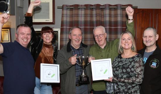 Claws for celebration as Redcastle's &lsquo;Crate Escape&rsquo; crab float wins &euro;1,000 jackpot!