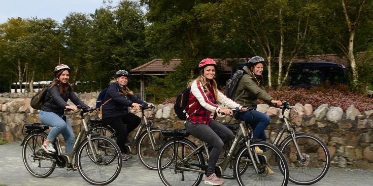 French travel influencers explore the ‘great outdoors’ in Donegal