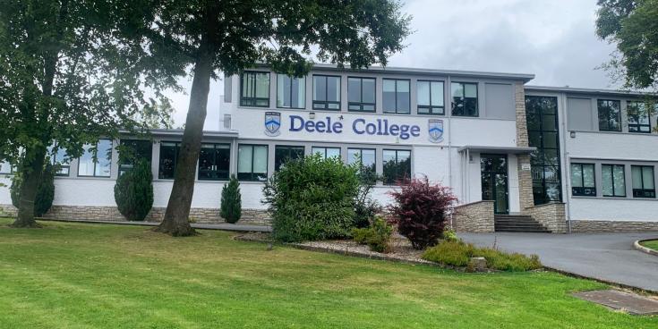 Donegal secondary school issues warning over text message scam