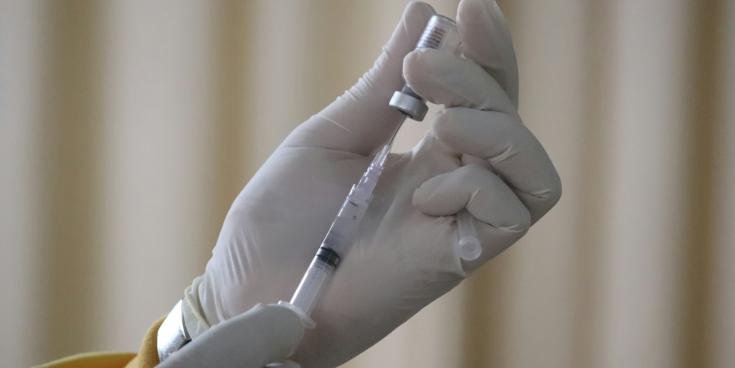 HSE urges public to take vaccine as flu cases surging across Ireland