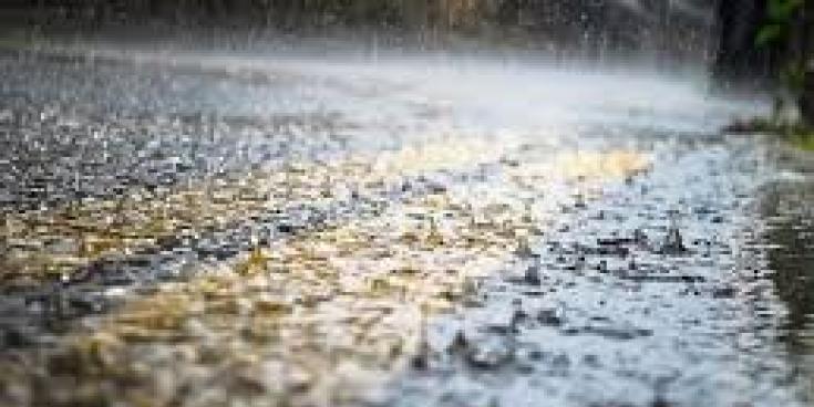 Donegal's yellow weather warning for rain means a wet and blustery start to Sunday