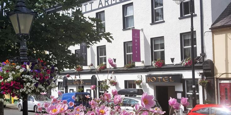 Ardara's Nesbitt Arms to reopen as part of the McCafferty's family