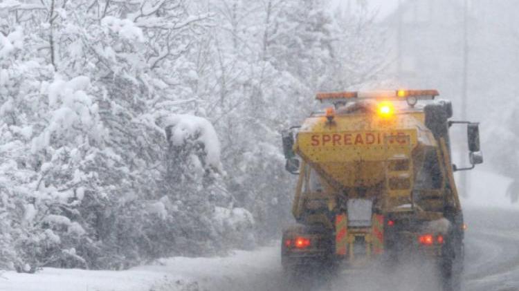 Roads across Donegal to be treated on Tuesday night with temperatures to drop to -1