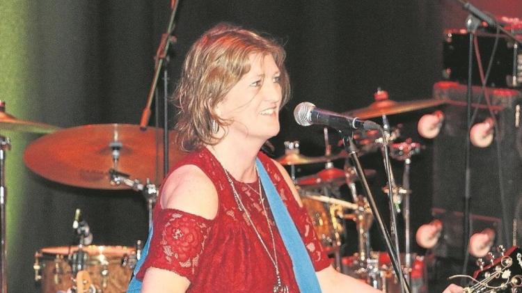 Watch: Donegal singer Br&iacute; Carr's Run by Snow Patrol - as Gaelige! 