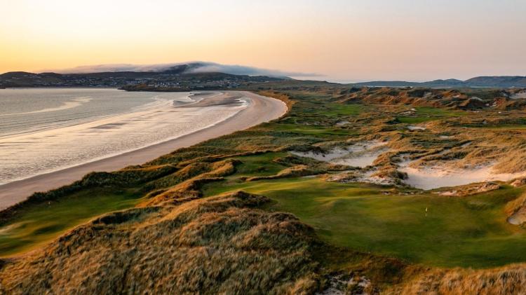 Road adjacent to Rosapenna Golf Course blocked for surfacing works