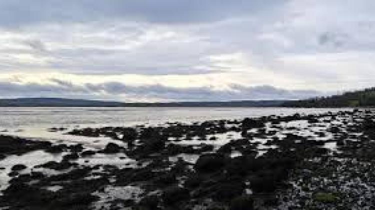 Bright and breezy this morning in Donegal with sunny spells and scattered showers