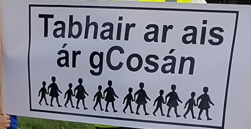 Loughanure community stands with school pupils and parents in calling for footpath.