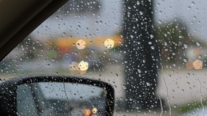 Gusts of up to 100kp/h forecast as weather warning comes into affect across Donegal 