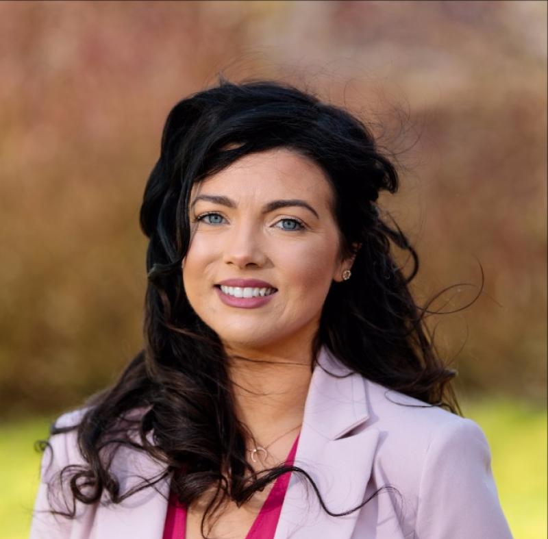 Ballyshannon native encouraging Donegal graduates to follow in her footsteps