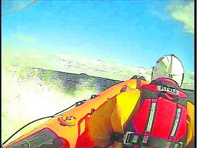 Donegal emergency services rescue four after dive boat breaks down