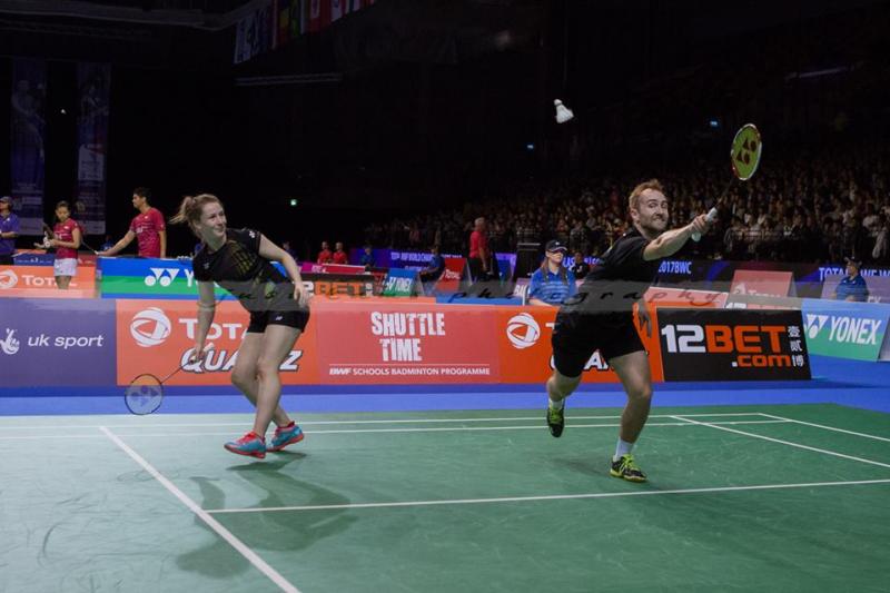 Badminton