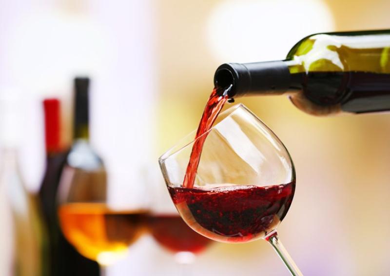 More women seeking help in relation to alcohol related issues in Donegal