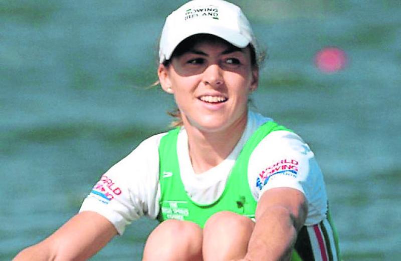 2001: Sinéad Jennings win gold medal at World Rowing Championships
