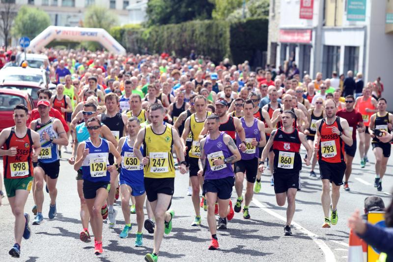 Thousands race or walk in North West 10k