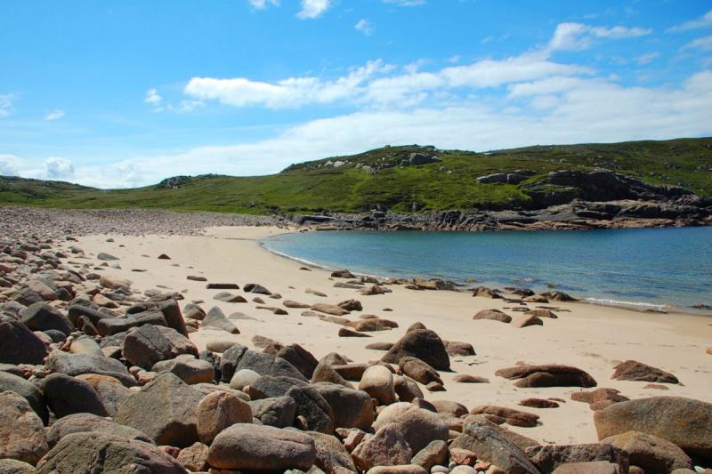 Islanders unite in call for ferry to service smaller islands 