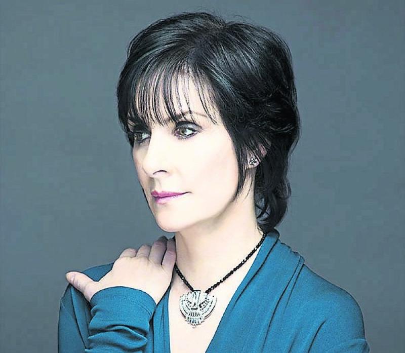 Donegal All Time Greats: Round of 8 #2 Packie Bonner v Enya