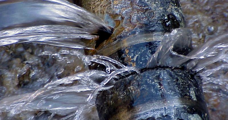 Irish Water continues work to repair burst water main in Carrick-on-Shannon
