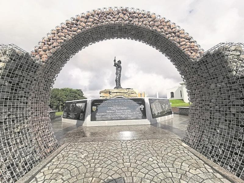 Tunnel Tigers monument 