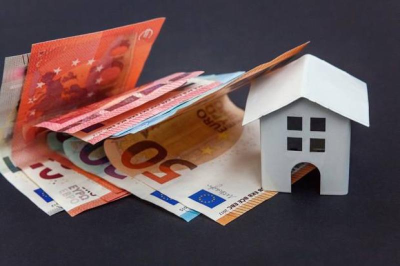 Cancer patients struggle to get mortgage and insurance after diagnosis