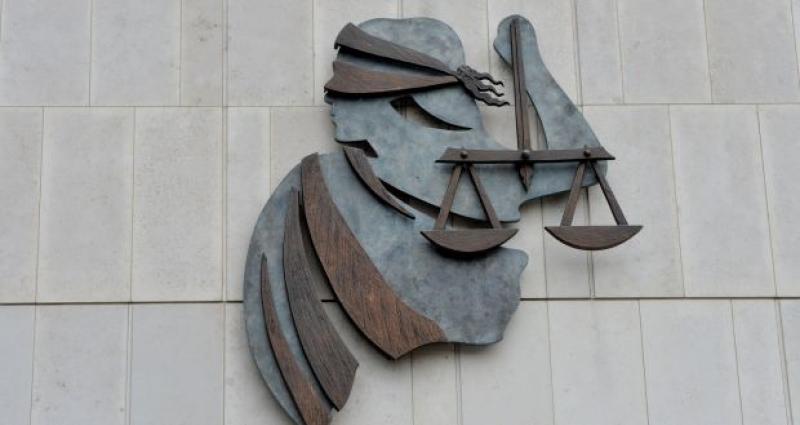 Men wanted for alleged attempted murder of PSNI officer take challenge to their arrests in Co Donegal