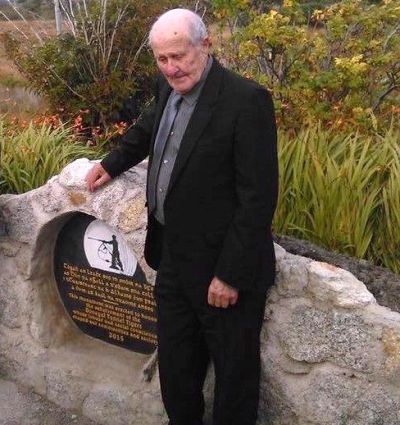 Death of Gaoth Dobhair man  who is one of the last  remaining  Tunnel Tigers