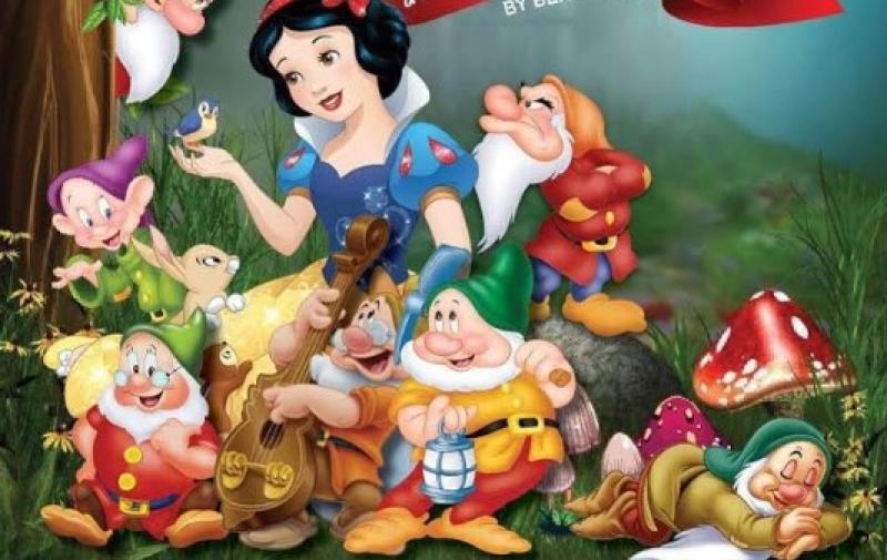 Snow White panto poster