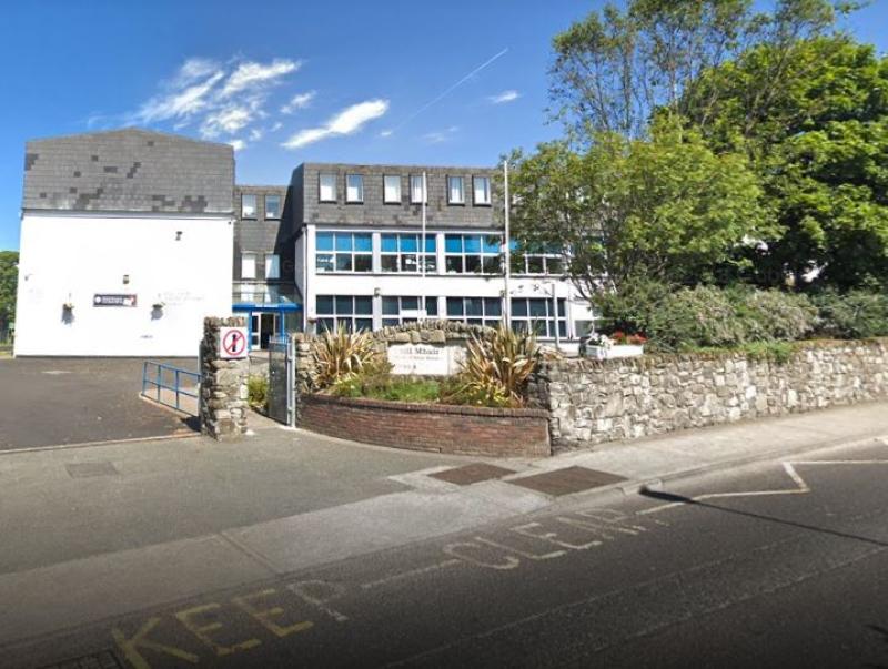 Minister McHugh announces major building project for Scoil Mhuire, Buncrana