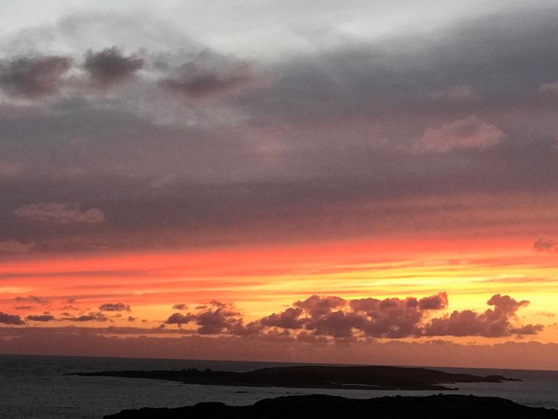Sinn Féin councillor says  a plan for Donegal islands ought to be in place before Christmas