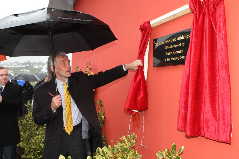 Sad passing of Irish athletics legend who officially opened Danny McDaid track in Donegal