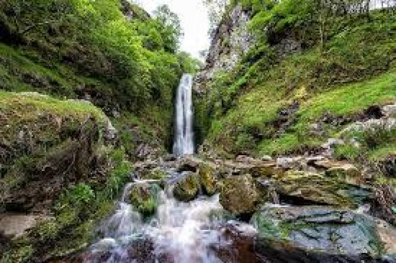 Glenevin Waterfall
