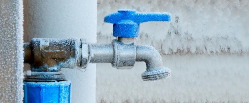 Uisce Éireann warns people of costly damage to water pipes as Ireland braces for Arctic blast