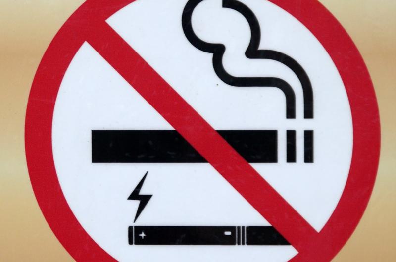 no smoking vaping PIXABAY
