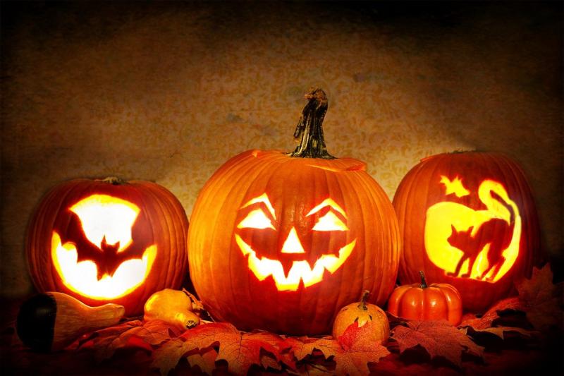 Halloween - a look at an age old tradition that is still celebrated in the modern world