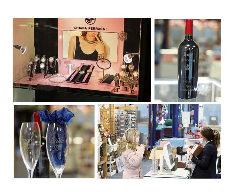 It's Christmas . . . And there are gifts to delight at R McCullagh Jewellers