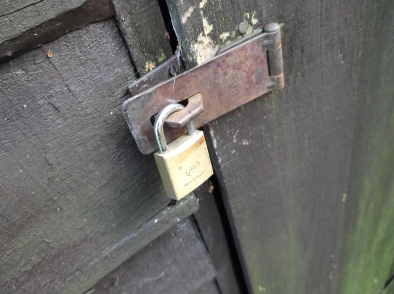 lock up sheds