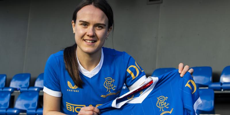 Ciara Grant signs for Rangers