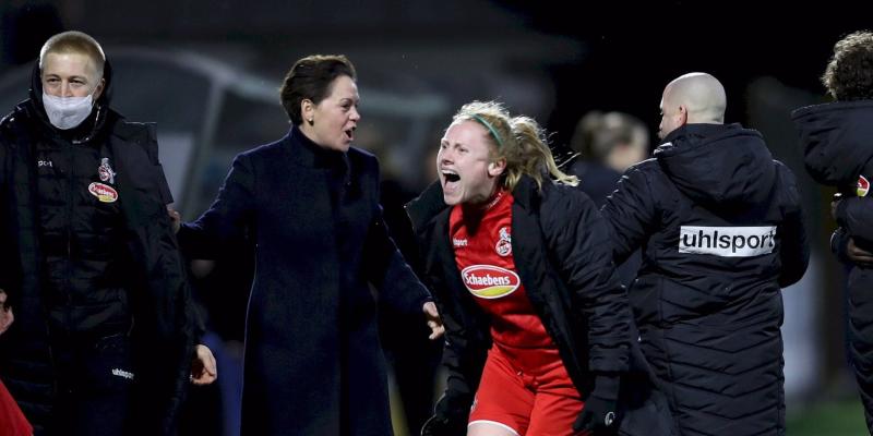 Watch: Amber Barrett scores fantastic first ever Frauen Bundesliga goal 