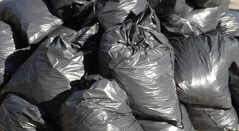 rubbish  PIXABAY