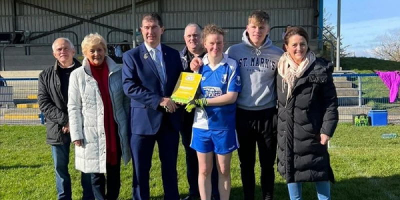 Special day as Four Masters' Robyn O'Rourke receives award from LGFA President