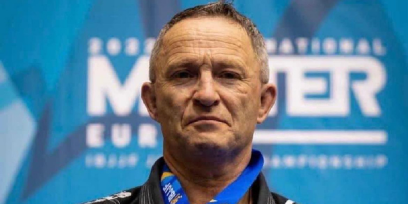 Tony McLaughlin clinches European Masters gold